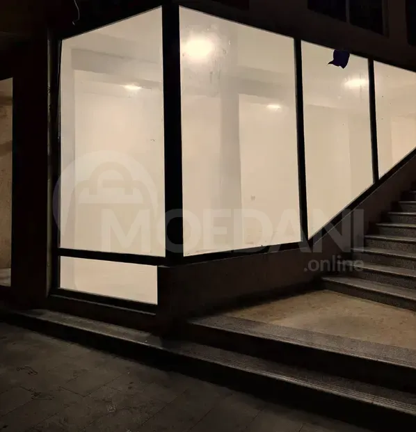 Ქირავდება უნივერსალური კომერციული ფართი, ., ქუთაისი - photo 1