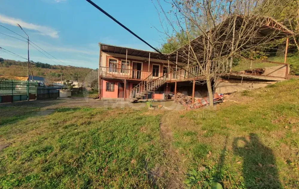 House for sale 1000м² Kutaisi - photo 1
