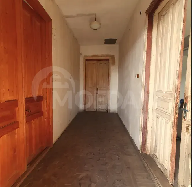 House for sale 1000м² Kutaisi - photo 2