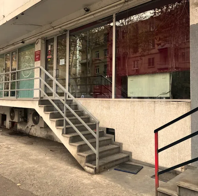 Universal commercial space for rent in Saburtalo Tbilisi - photo 10