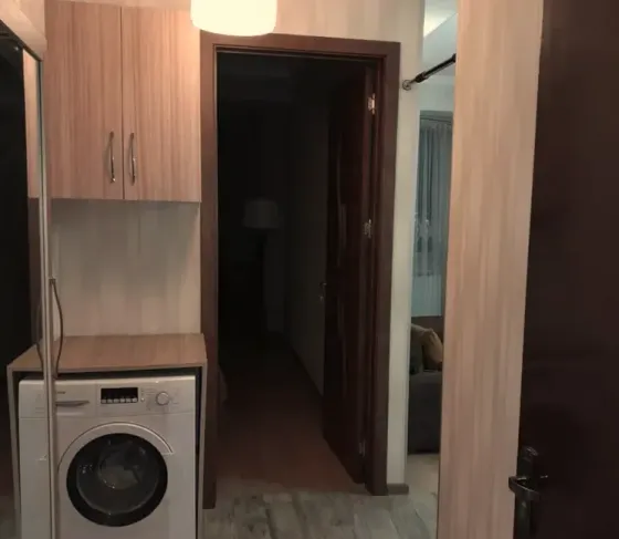 ქირავდება 2 ოთახიანი ბინა 51მ² 5/15 სართ თბილისი