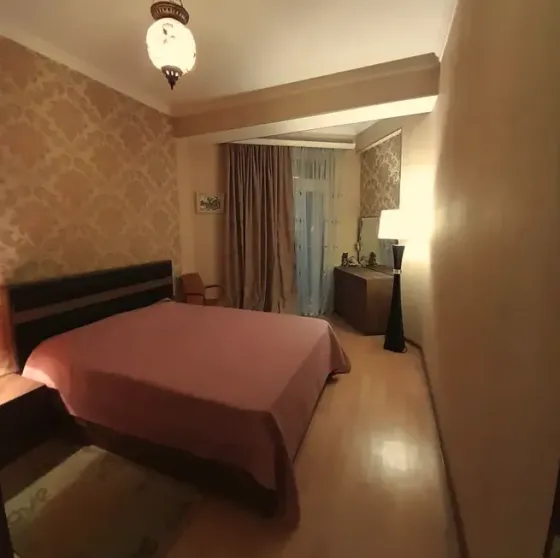 ქირავდება 2 ოთახიანი ბინა 51მ² 5/15 სართ თბილისი