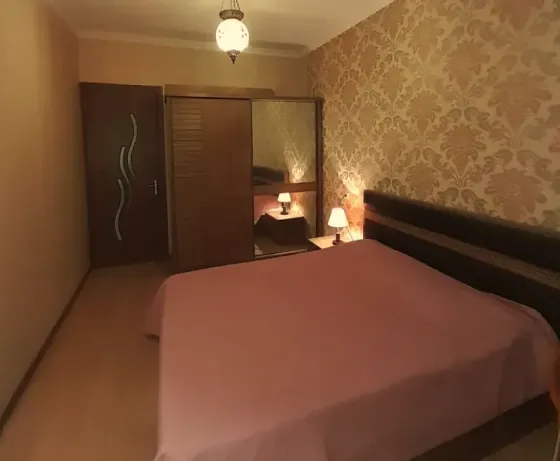 ქირავდება 2 ოთახიანი ბინა 51მ² 5/15 სართ თბილისი