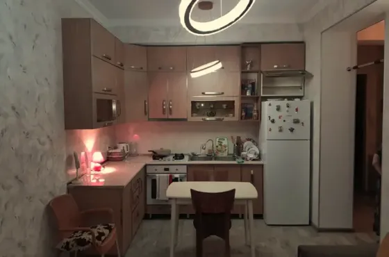 ქირავდება 2 ოთახიანი ბინა 51მ² 5/15 სართ თბილისი