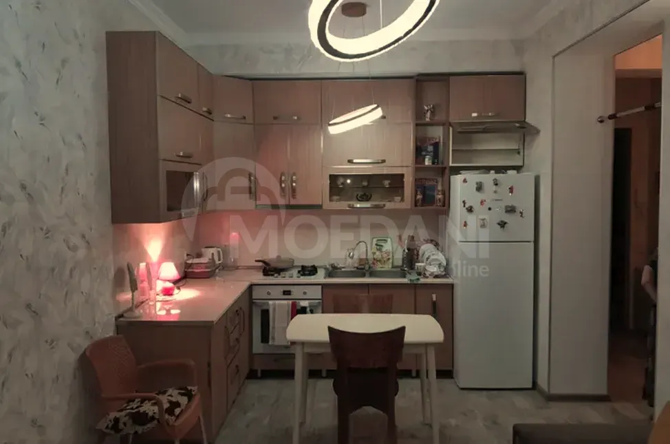 ქირავდება 2 ოთახიანი ბინა 51მ² 5/15 სართ თბილისი - photo 2