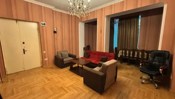 იყიდება 3 ოთახიანი ბინას $100 000  თბილისში  63მ² 1/4 სართ Тбилиси