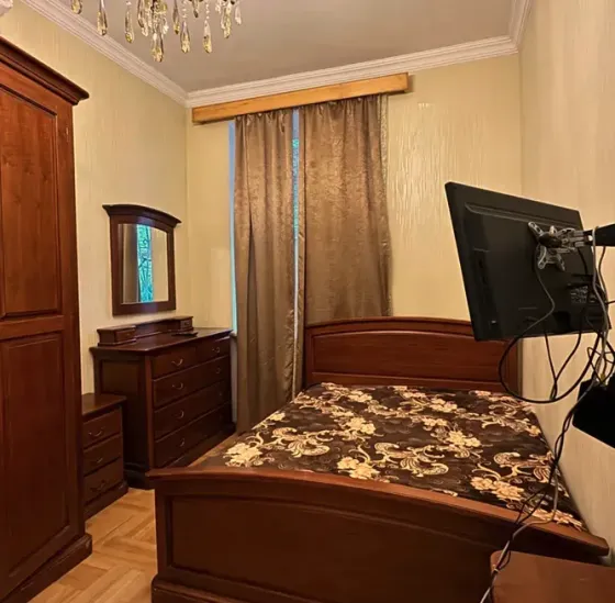 იყიდება 3 ოთახიანი ბინას $100 000  თბილისში  63მ² 1/4 სართ Тбилиси