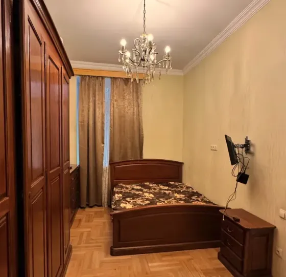 იყიდება 3 ოთახიანი ბინას $100 000  თბილისში  63მ² 1/4 სართ Тбилиси