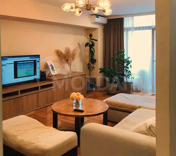 იყიდება 4 ოთახიანი ბინას 95.5მ² 16/17 სართ თბილისი - photo 1