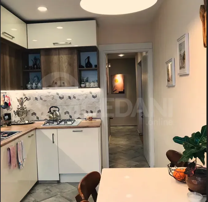 იყიდება 4 ოთახიანი ბინას 95.5მ² 16/17 სართ თბილისი - photo 4