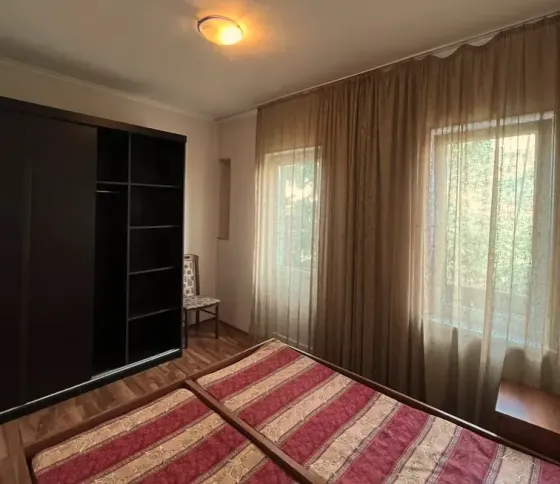 იყიდება 2 ოთახიანი ბინას $75 000  თბილისში  50.77მ² 6/6 სართ Тбилиси