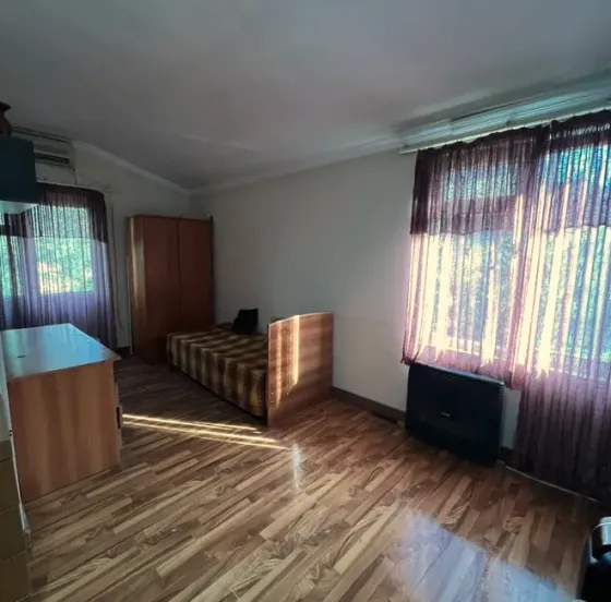 იყიდება 2 ოთახიანი ბინას $75 000  თბილისში  50.77მ² 6/6 სართ Тбилиси