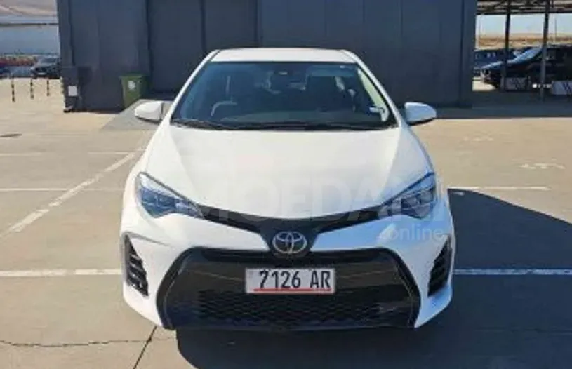 Toyota Corolla 1.8L 2018 Тбилиси - изображение 1