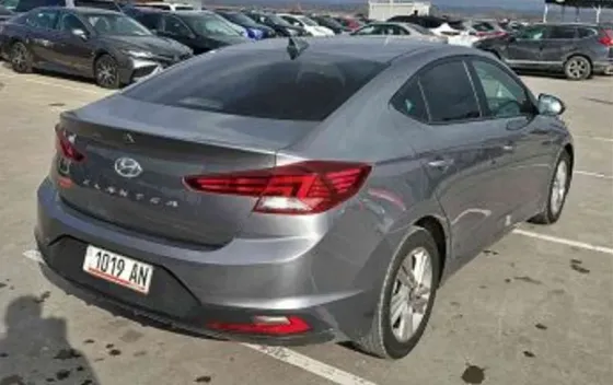 Hyundai Elantra 2019 თბილისი