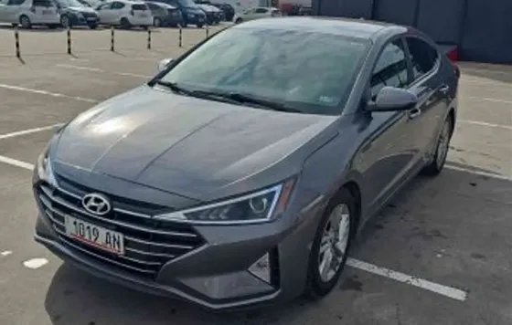 Hyundai Elantra 2019 თბილისი