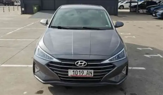 Hyundai Elantra 2019 თბილისი