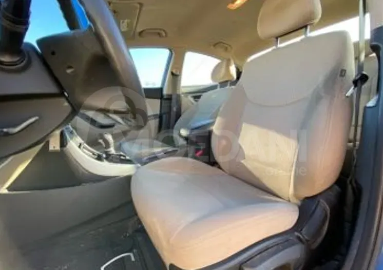 Hyundai Elantra 2016 Tbilisi - photo 3