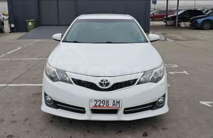 Toyota Camry 2.5L 2014 Tbilisi - photo 1