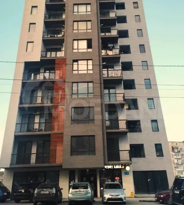 იყიდება 3 ოთახიანი ბინას 57მ² 10/15 სართ თბილისი - photo 9