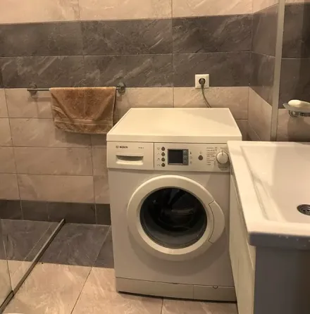 Сдам 2-комн. квартиру 40м² 1/4 эт. Тбилиси