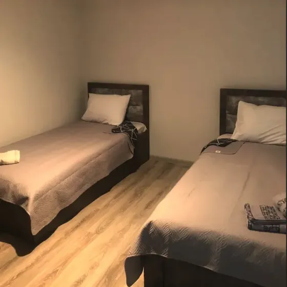 ქირავდება 2 ოთახიანი ბინა 63მ² 7/7 სართ თბილისი