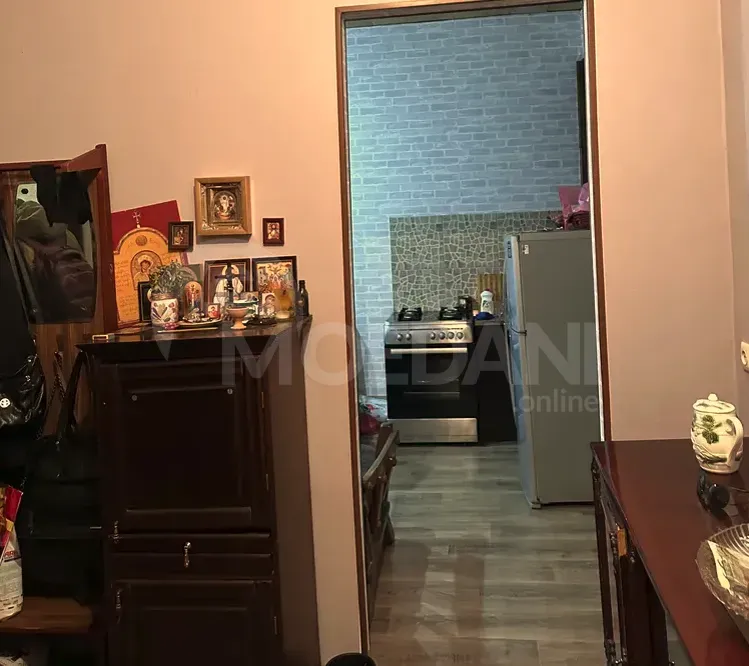 იყიდება 2 ოთახიანი ბინას 54მ² 1/2 სართ თბილისი - photo 2