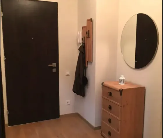 ქირავდება 2 ოთახიანი ბინა 57მ² 11/16 სართ თბილისი