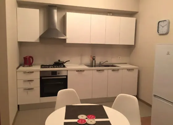 ქირავდება 2 ოთახიანი ბინა 57მ² 11/16 სართ თბილისი