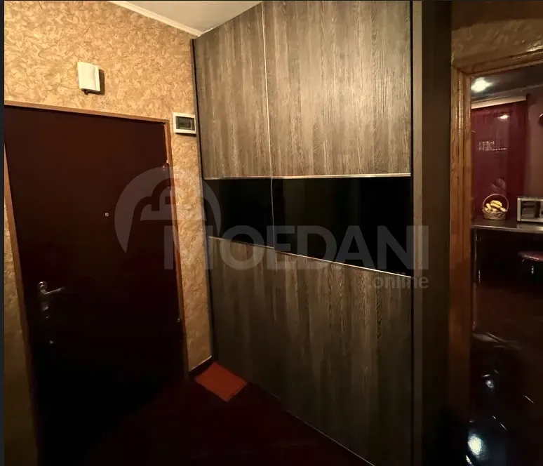 Продам 3-комн. квартиру 65м² 9/9 эт. Тбилиси - изображение 2