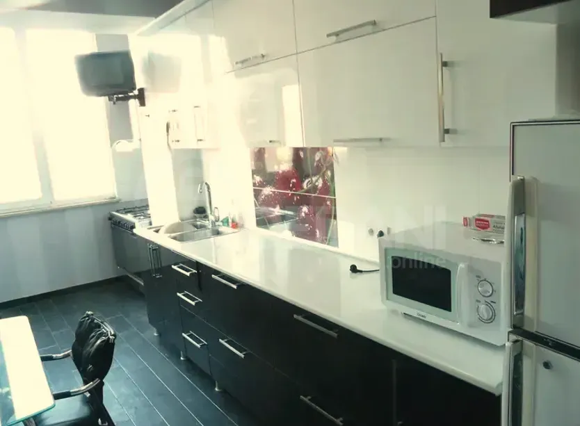 Сдам 3-комн. квартиру 100м² 14/14 эт. Тбилиси - изображение 3