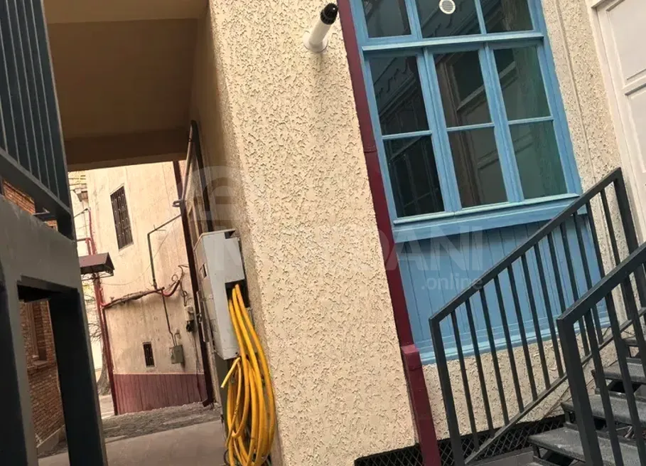 ქირავდება 1 ოთახიანი ბინა 40მ² 1/2 სართ თბილისი - photo 1