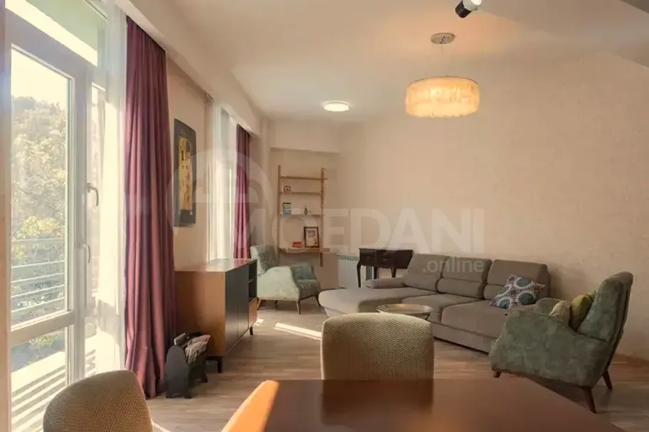 ქირავდება 3 ოთახიანი ბინა 113მ² 2/8 სართ თბილისი - photo 1