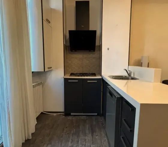 ქირავდება 2 ოთახიანი ბინა 57მ² 3/18 სართ თბილისი