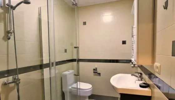 ქირავდება 2 ოთახიანი ბინა 57მ² 3/18 სართ თბილისი