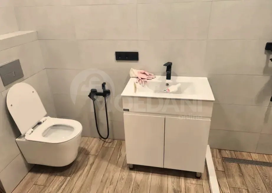 იყიდება 2 ოთახიანი ბინას 53მ² 1/8 სართ თბილისი - photo 9