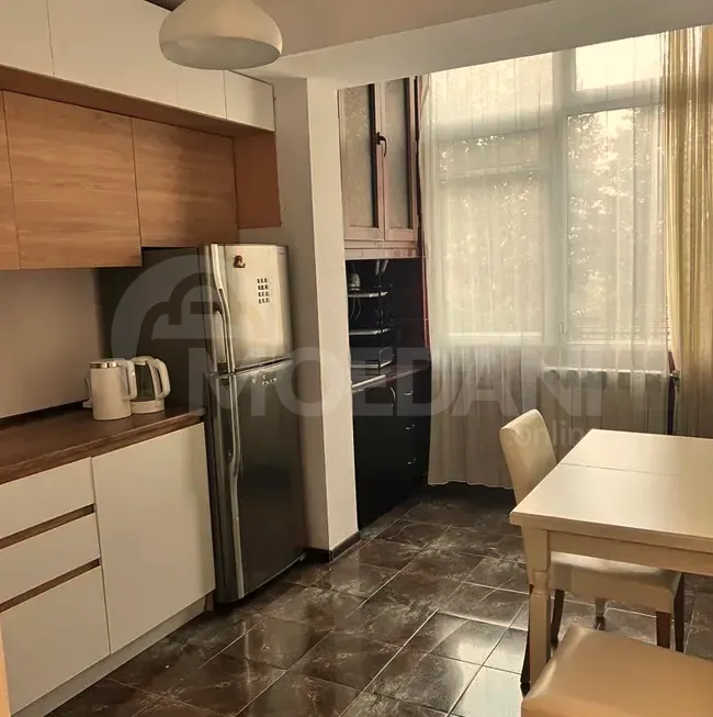 იყიდება 2 ოთახიანი ბინას 44მ² 1/14 სართ თბილისი - photo 4