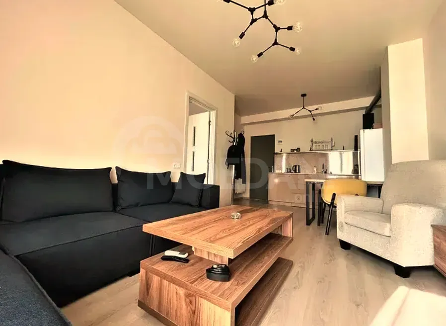 იყიდება 2 ოთახიანი ბინას 50მ² 1/10 სართ თბილისი - photo 1