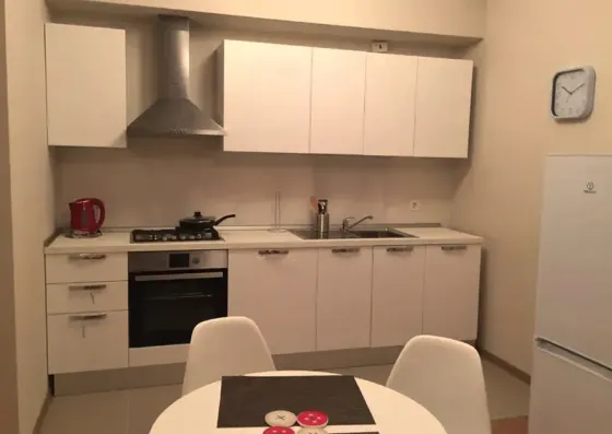 ქირავდება 2 ოთახიანი ბინა 57მ² 11/16 სართ თბილისი