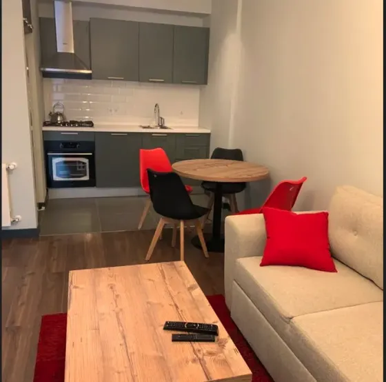 ქირავდება 2 ოთახიანი ბინა 50მ² 6/12 სართ თბილისი