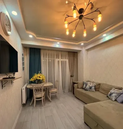 ქირავდება 2 ოთახიანი ბინა 60მ² 6/8 სართ თბილისი