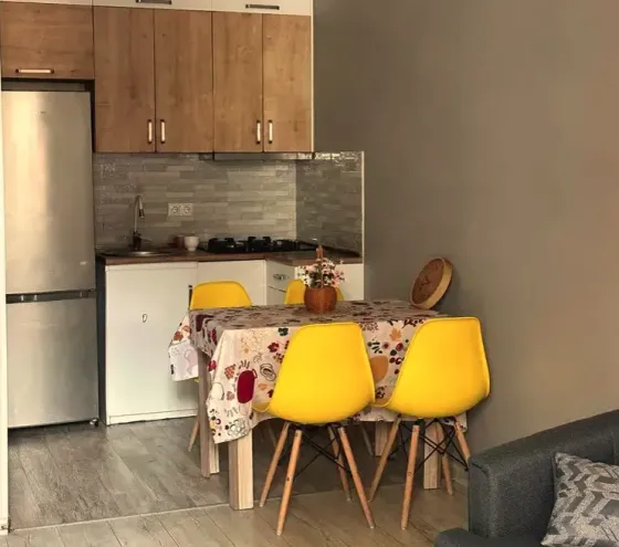 Сдам 2-комн. квартиру 50м² 2/9 эт. Тбилиси