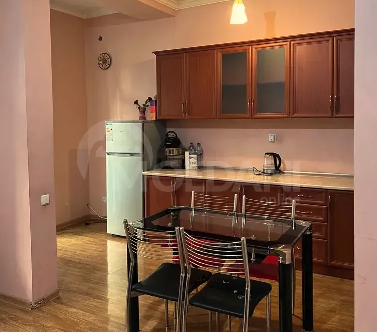 ქირავდება 2 ოთახიანი ბინა 60მ² 2/8 სართ თბილისი - photo 5