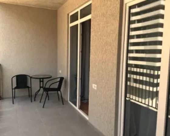 ქირავდება 2 ოთახიანი ბინა 60მ² 7/17 სართ თბილისი