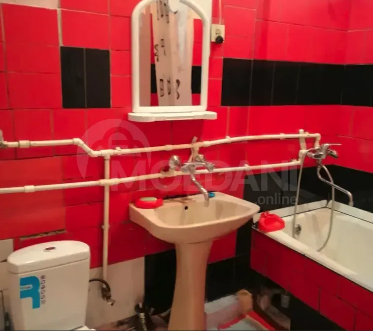 იყიდება 2 ოთახიანი ბინას 65მ² 5/9 სართ თბილისი - photo 5