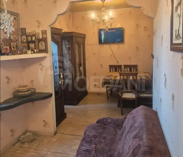 იყიდება 2 ოთახიანი ბინას 40მ² 5/8 სართ თბილისი - photo 1