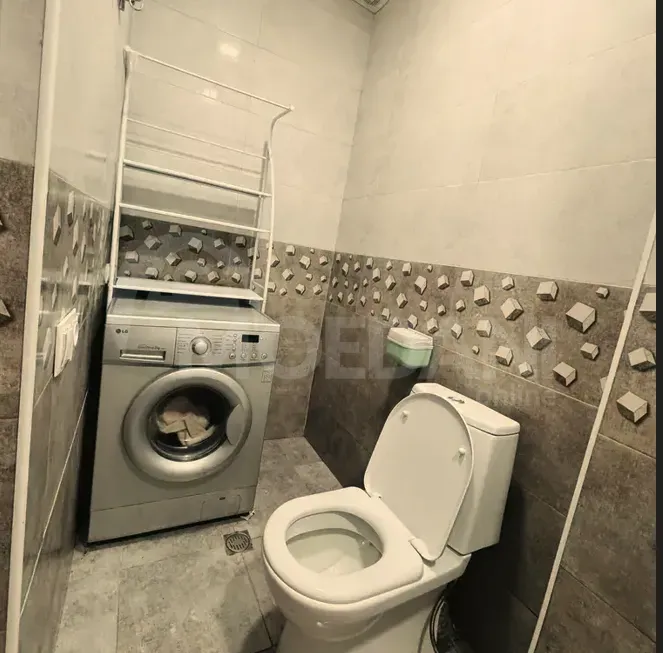 Apartments For Sale two-room 40м² 3/9 floor Tbilisi - photo 2
