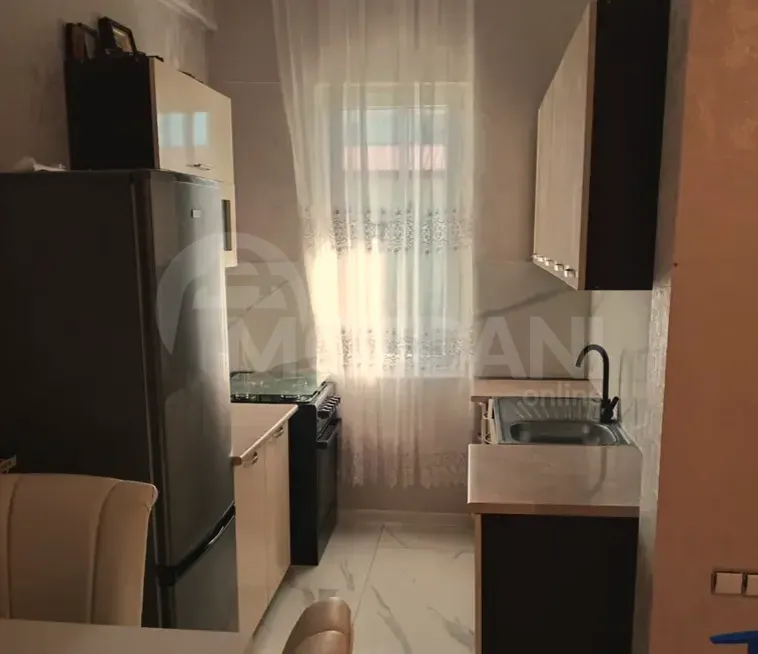 იყიდება 3 ოთახიანი ბინას 48მ² 2/2 სართ თბილისი - photo 1