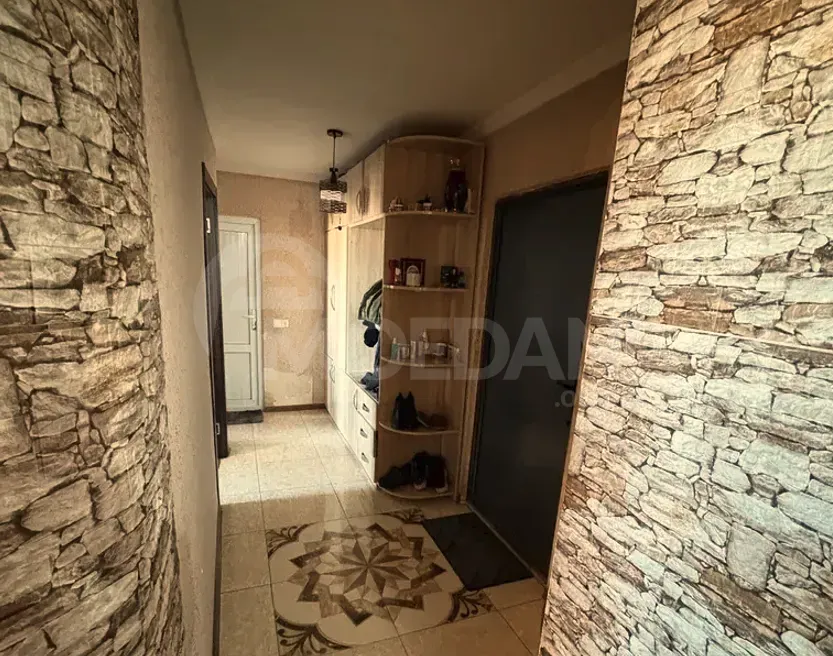 იყიდება 4 ოთახიანი ბინას 70მ² 3/5 სართ თბილისი - photo 6