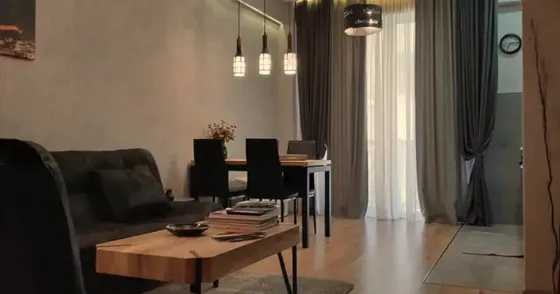 ქირავდება 2 ოთახიანი ბინა 75მ² 6/12 სართ თბილისი