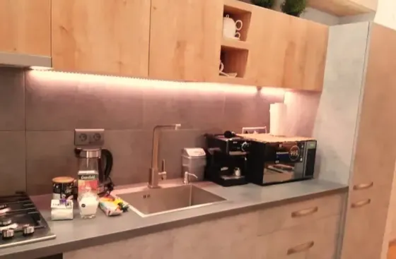 ქირავდება 2 ოთახიანი ბინა 75მ² 6/12 სართ თბილისი